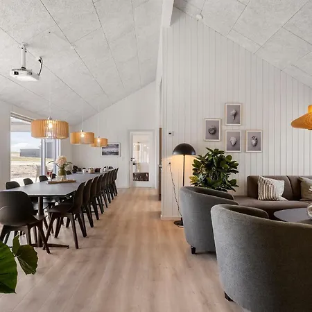 Dom wakacyjny Cozy In With Sauna Bogense